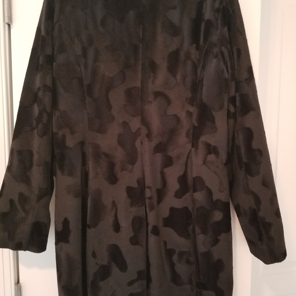 Women's MUDD vintage style velour coat